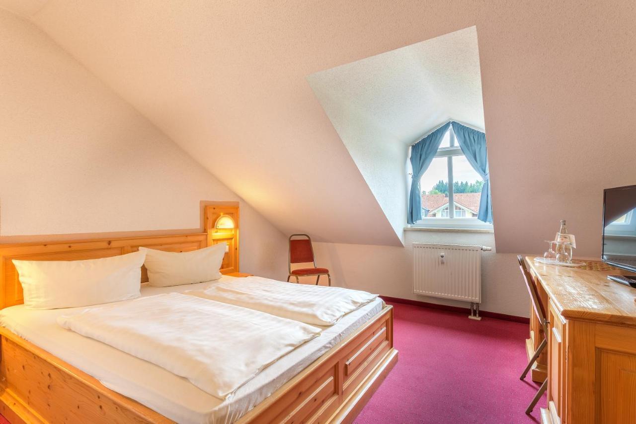 Hotel Ahornhof Линдберг Екстериор снимка