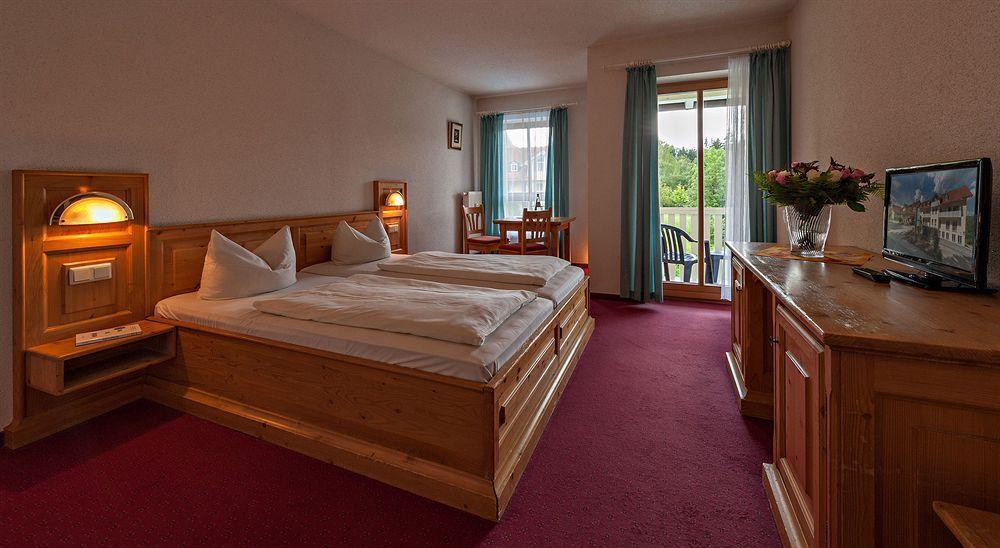 Hotel Ahornhof Линдберг Екстериор снимка