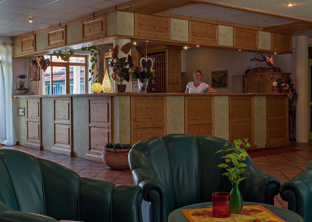 Hotel Ahornhof Линдберг Екстериор снимка